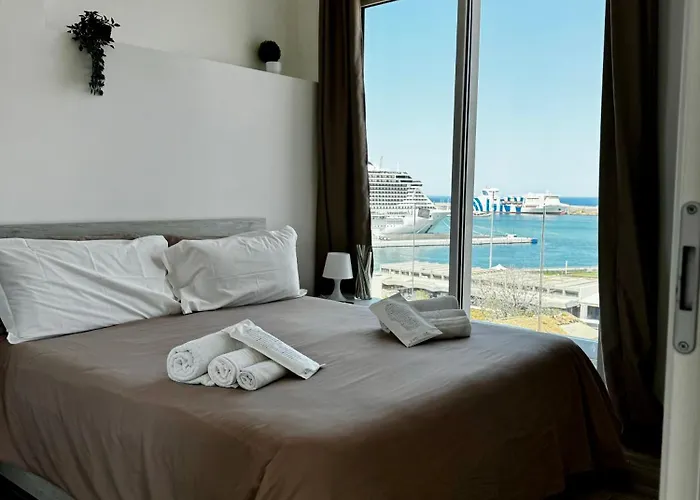 Palermo Inn Marina Exclusive View