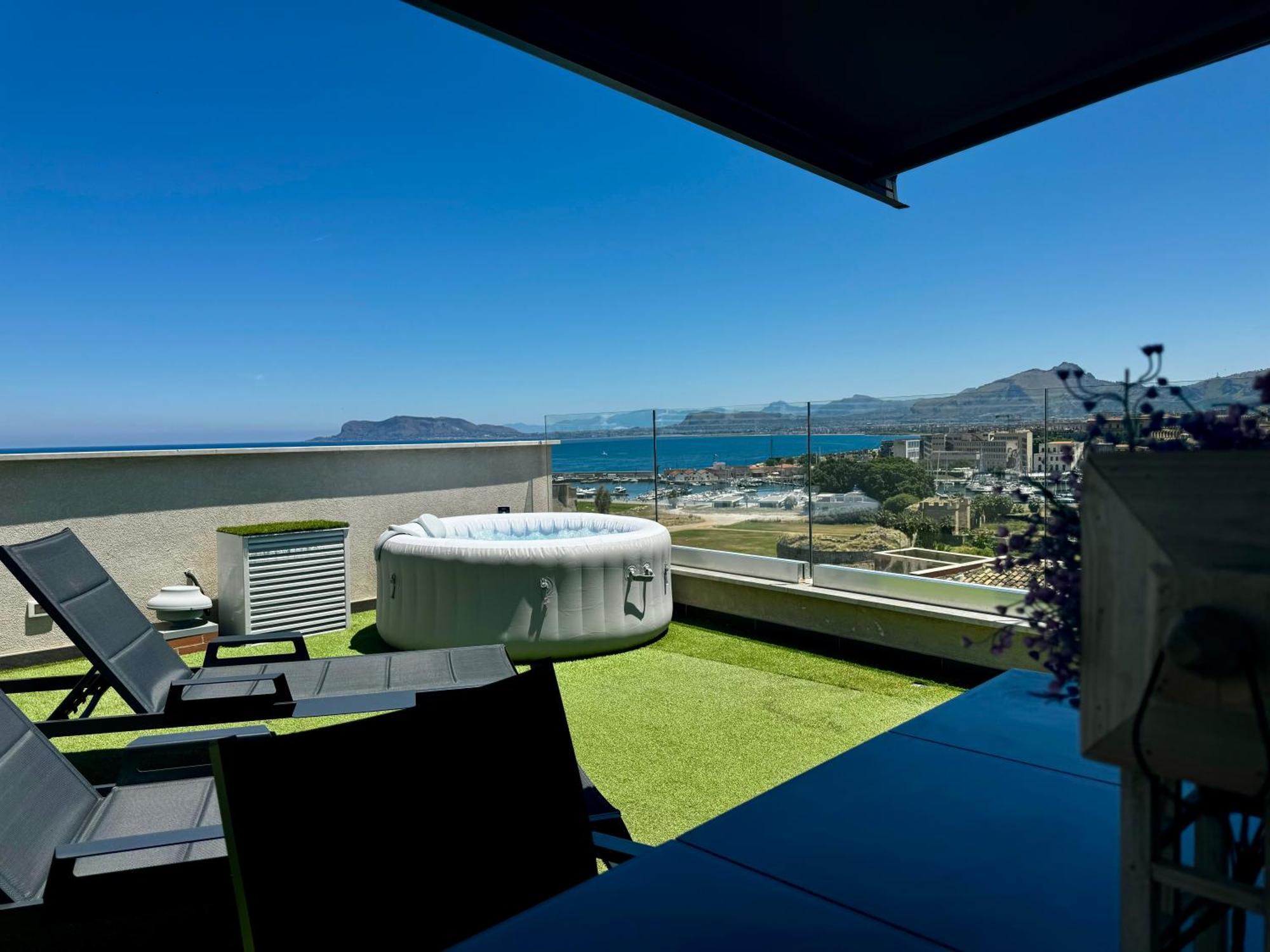 Marina Exclusive View Apartment Palermo